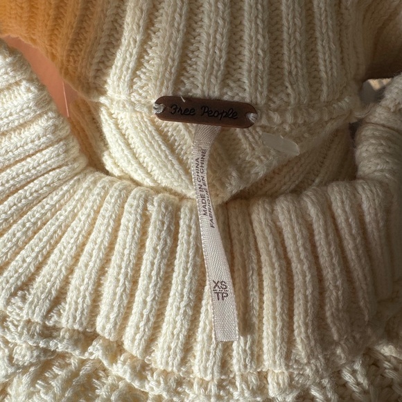 FREE PEOPLE Half Moon Bay Pullover Sweater - Picture 7 of 7